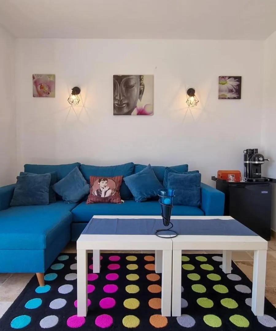 Bienvenue A La Villa Bellavista Pertuis 0*,  France